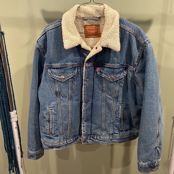 Levi’s Sherpa-lined jacket - Picture 6 of 6